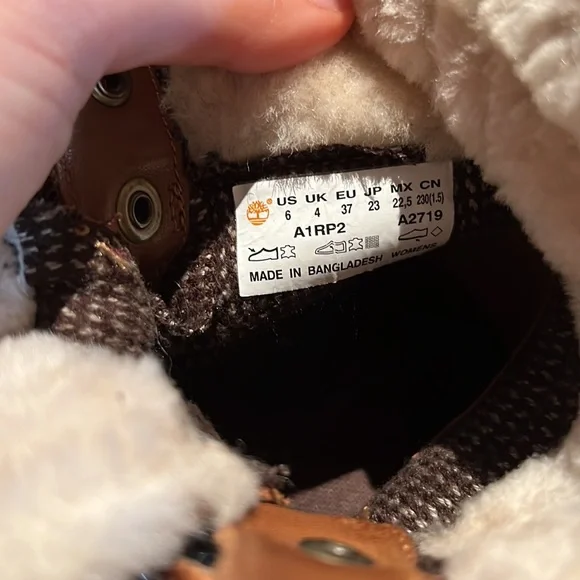 Timberland WOMEN'S COURMAYEUR VALLEY WATERPROOF FAUX-FUR BOOTS - Picture 6 of 6